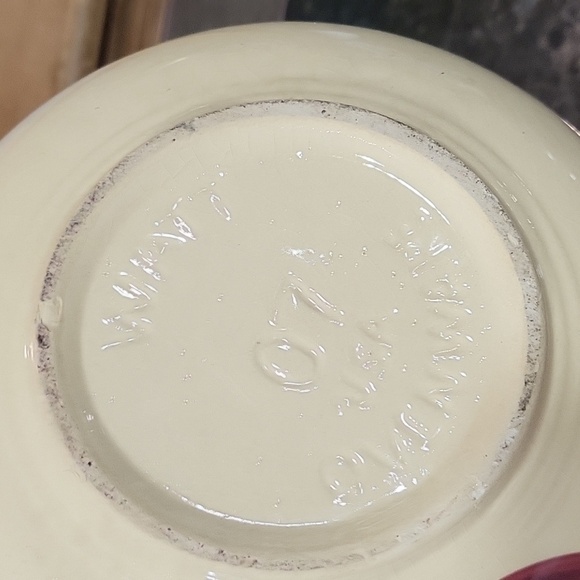 Watt Pottery #07 Ribbed NAPPY BOWL Oven Ware 3 LEAF APPLE Pattern - Picture 5 of 5